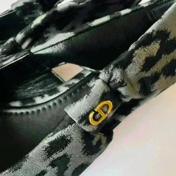 NEW! Christian Dior Mizza Slingback Snow Leopard Slingbacks - Picture 11 of 11